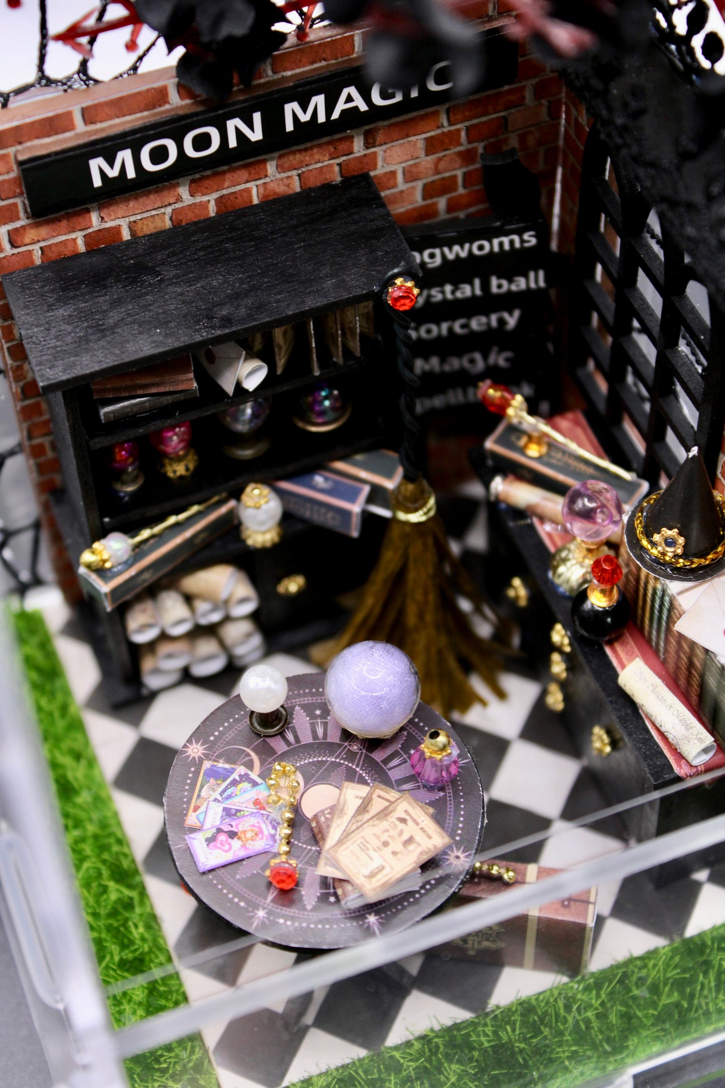 Spooky Fairytale Cottage Enclosure