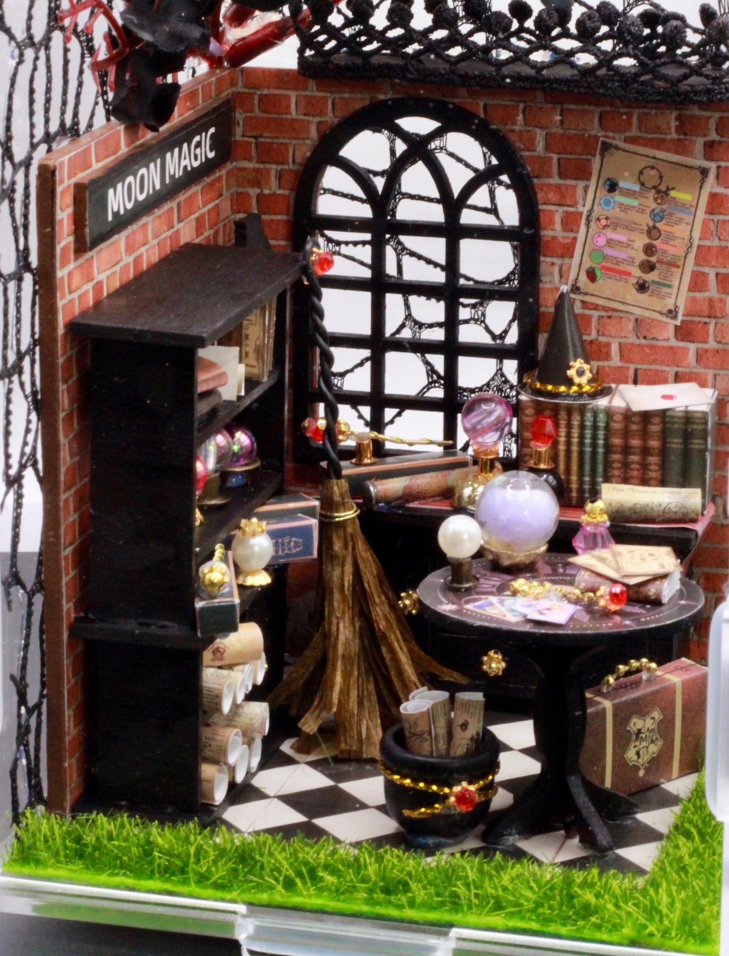 Spooky Fairytale Cottage Enclosure